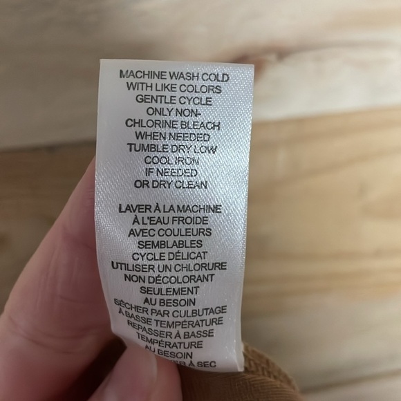 T Tahari size medium brown straight legged pull-on pants - Picture 6 of 6